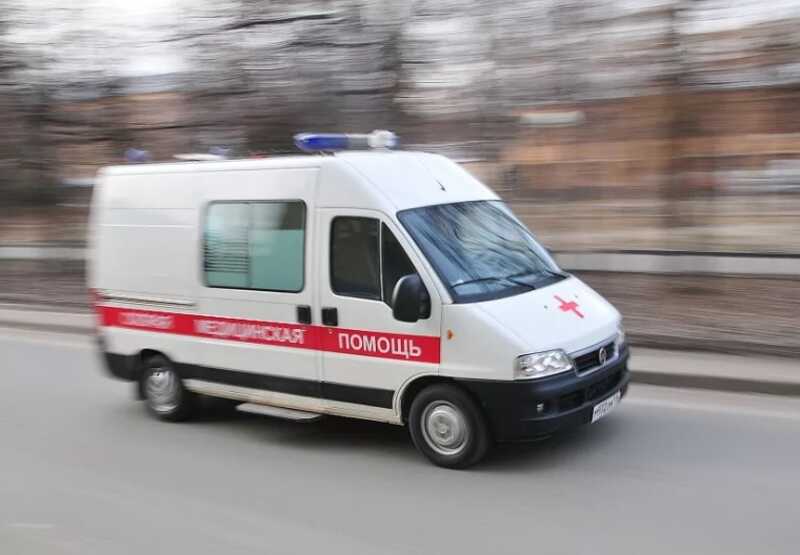 Спасатели в Москве эвакуируют из квартиры мужчину весом почти 200 килограммов