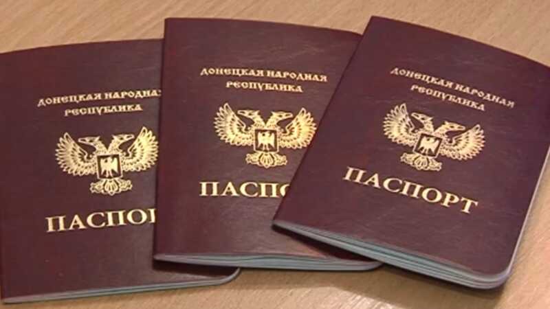 В Москве сотрудники судов начали забирать у представителей СМИ паспорта перед началом заседаний